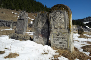 Carlibaba_cemetery_SAM6826