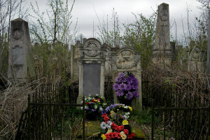 Czernowitz_new-cemetery_SAM7350