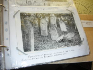 Grabsteine in Berhomet, wahrscheinlich 1960-61